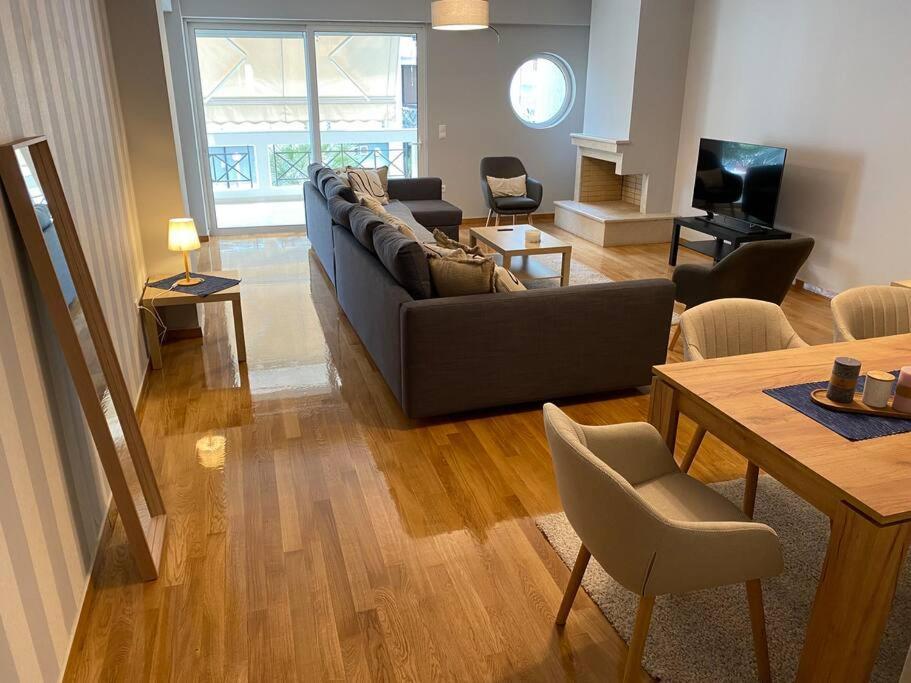 Classy 3Br With 2 Bathrooms Apartment In Marousi Αθήνα Εξωτερικό φωτογραφία
