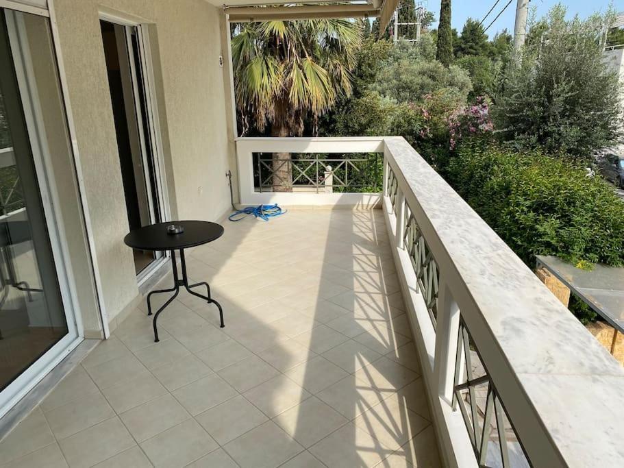 Classy 3Br With 2 Bathrooms Apartment In Marousi Αθήνα Εξωτερικό φωτογραφία
