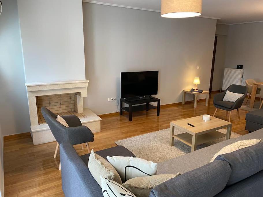 Classy 3Br With 2 Bathrooms Apartment In Marousi Αθήνα Εξωτερικό φωτογραφία